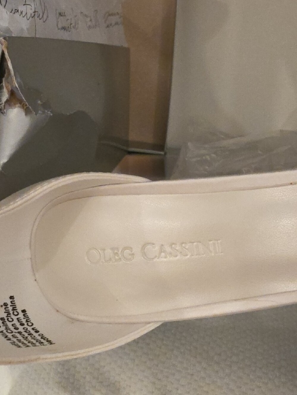 Oleg Cassini Champagne crystal Satin Bow Block Heel Sandals sizes 7,8,9 - Picture 11 of 12